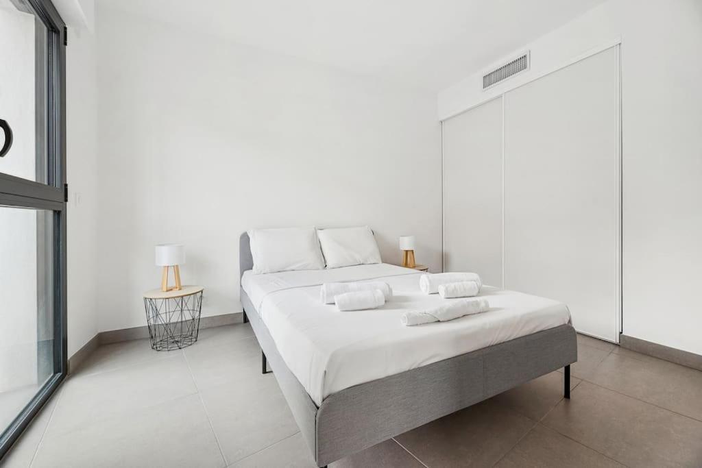 Le Cap Riviera - Centre- Parking Prive - Climatisation Apartment Ментона Екстериор снимка